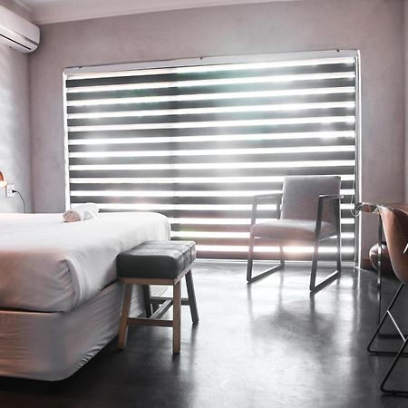 Anisa Guesthouse Тхохояндоу Номер фото