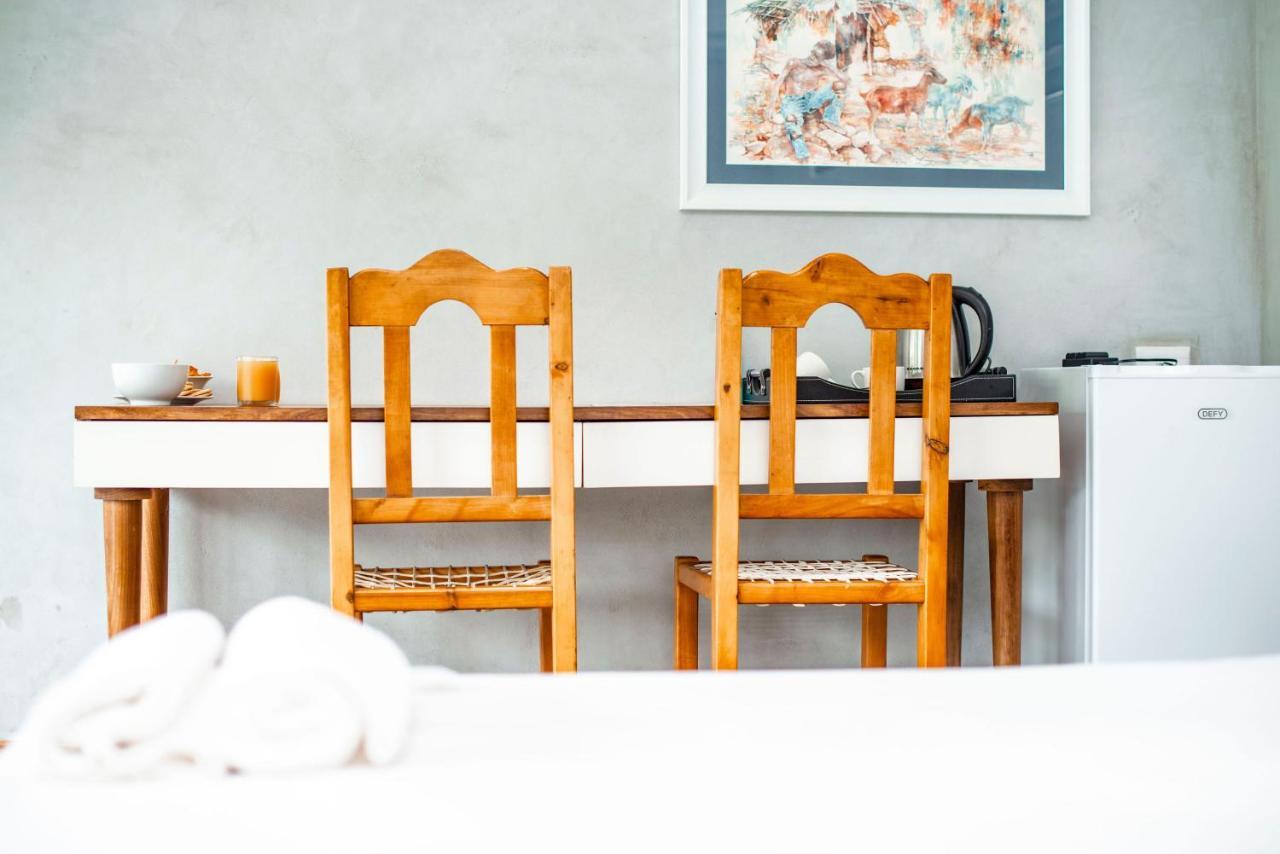Anisa Guesthouse Тхохояндоу Экстерьер фото