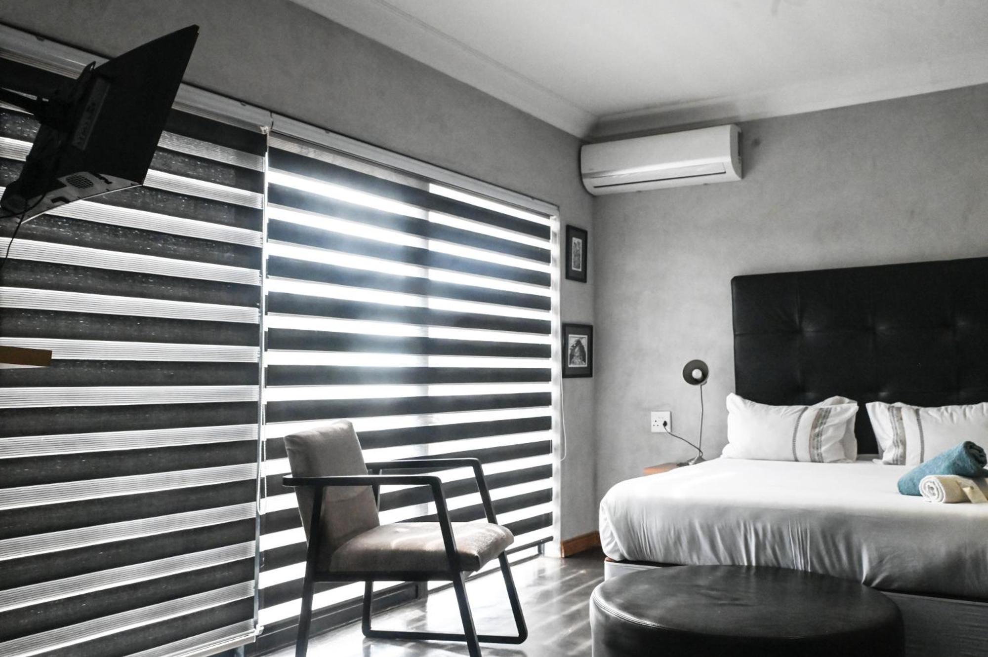 Anisa Guesthouse Тхохояндоу Номер фото