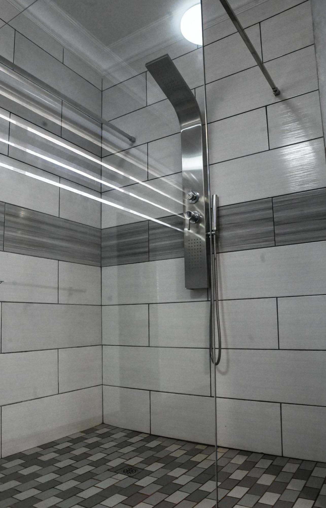 Anisa Guesthouse Тхохояндоу Номер фото