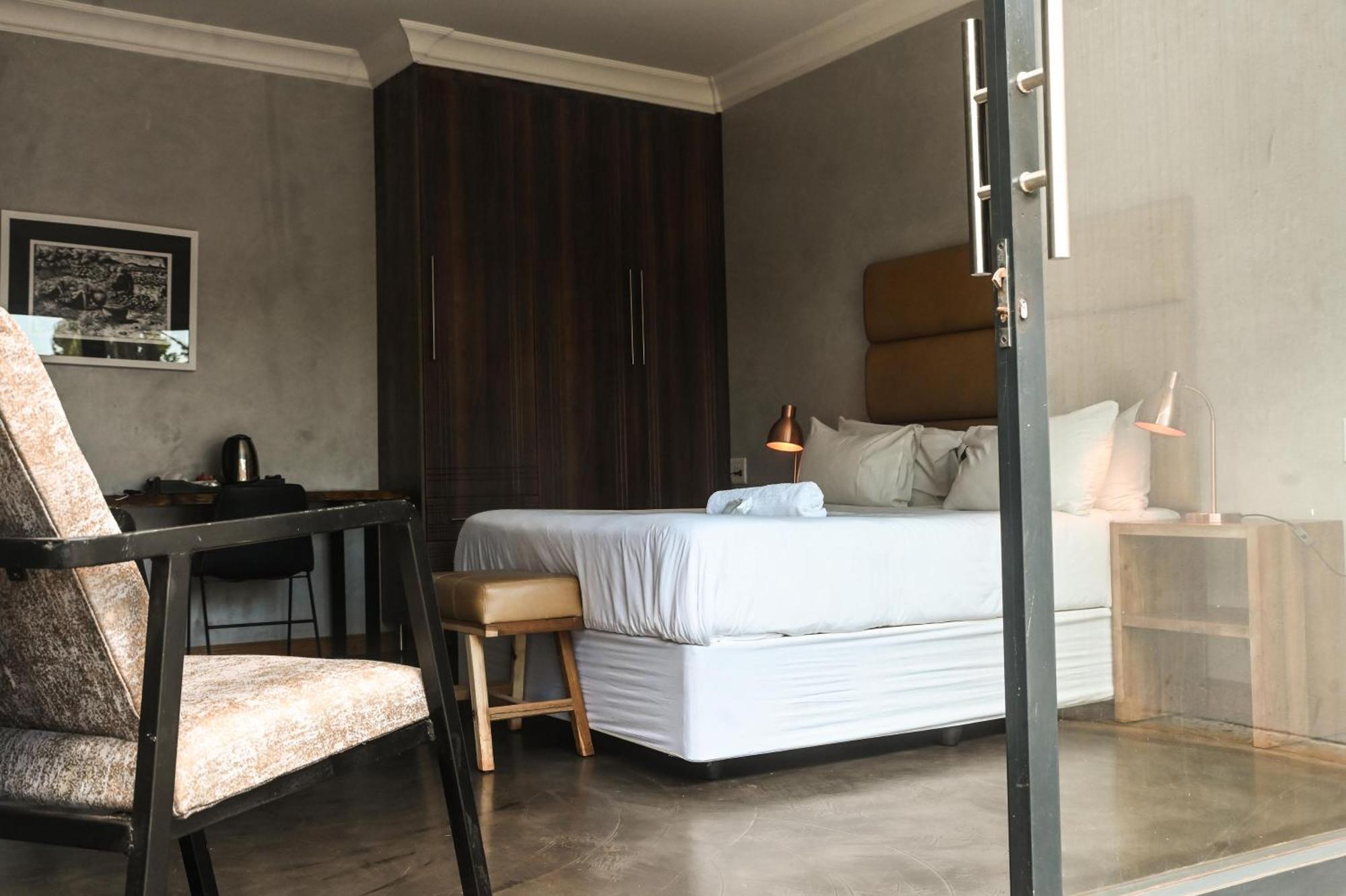 Anisa Guesthouse Тхохояндоу Номер фото